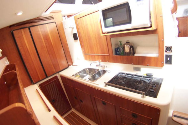 PDQ-MV34 2003-Easy Riders Stuart-Florida-United States-19 Galley In Port Hull-1139523