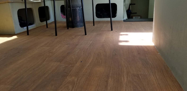 Farrier-44 SC 2014-Mariana Guaymas, SONORA-Mexico-Main Salon Flooring-1159442