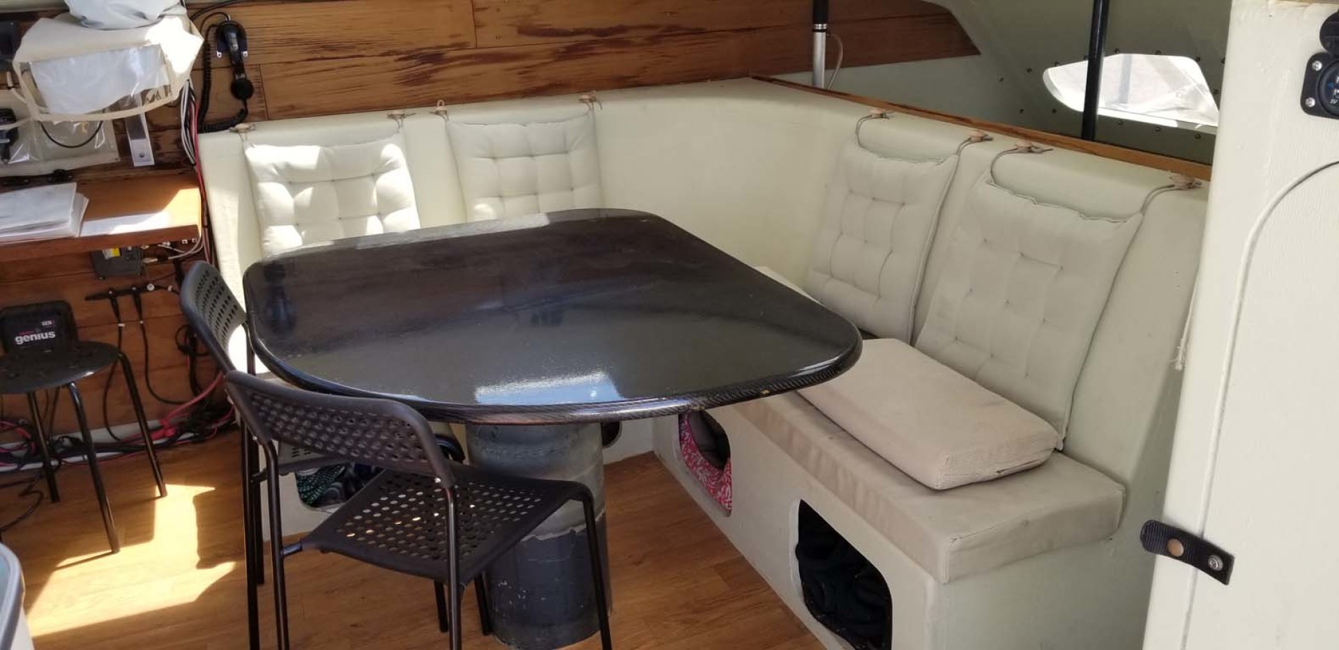 Farrier-44 SC 2014-Mariana Guaymas, SONORA-Mexico-Carbon Fiber Dinette, Wraparound Seating, Stbd Side Main Salon-1159443 | Thumbnail