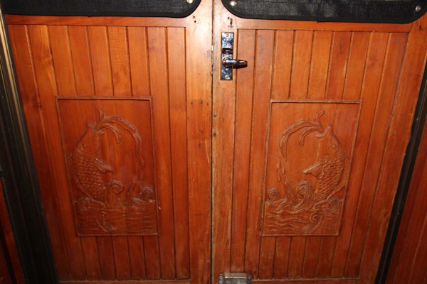 CHB-Krogen 42 1982-Magic Dragon Edgewater-Maryland-United States-Salon Doors Interior Carving Detail-1183358