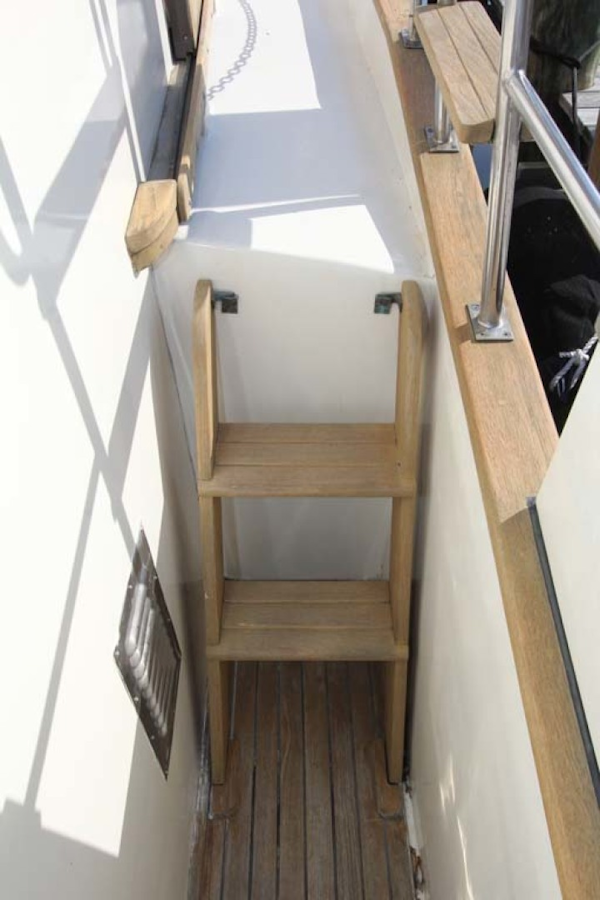 CHB-Krogen 42 1982-Magic Dragon Edgewater-Maryland-United States-Starboard Sidedeck Companionway-1183404