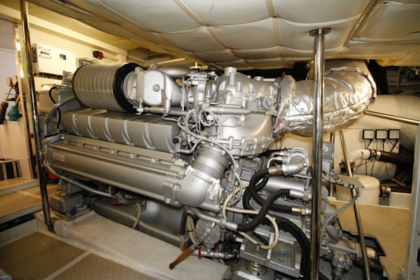 Pershing-P-72 2008-Intrepido Aventura-Florida-United States-Engine Room-1163075