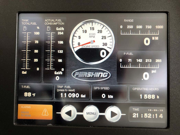 Pershing-P-72 2008-Intrepido Aventura-Florida-United States-Helm Gauges-1163275