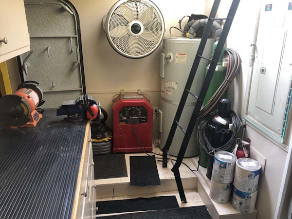 Custom-Blount Marine Research Vessel 1966-Observer Port Angeles-Washington-United States-ARC Welder And Hot Water Heater-1190720