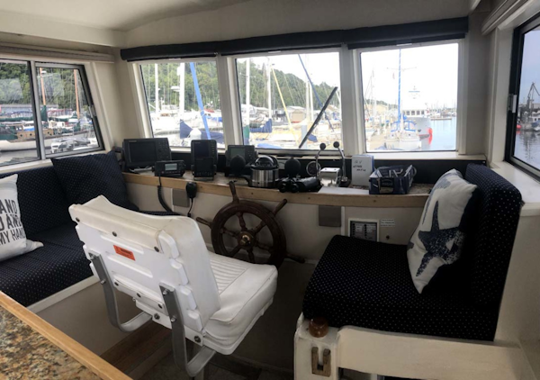 Custom-Blount Marine Research Vessel 1966-Observer Port Angeles-Washington-United States-Bridge-1190703