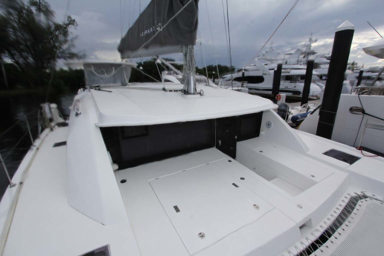 Leopard-40 2018-Wild Horse Ft Lauderdale-Florida-United States-Forward Deck-1231470 | Thumbnail