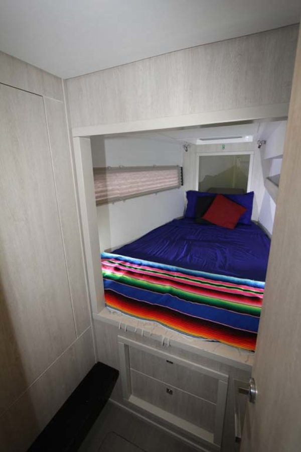 Leopard-40 2018-Wild Horse Ft Lauderdale-Florida-United States-Forward Guest Berth-1231490