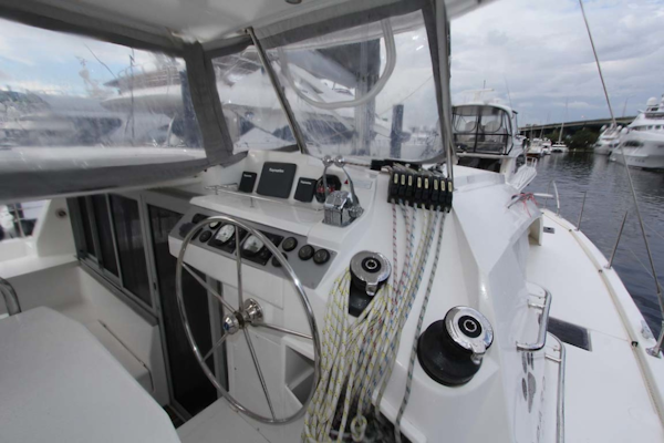 Leopard-40 2018-Wild Horse Ft Lauderdale-Florida-United States-Helm-1231495