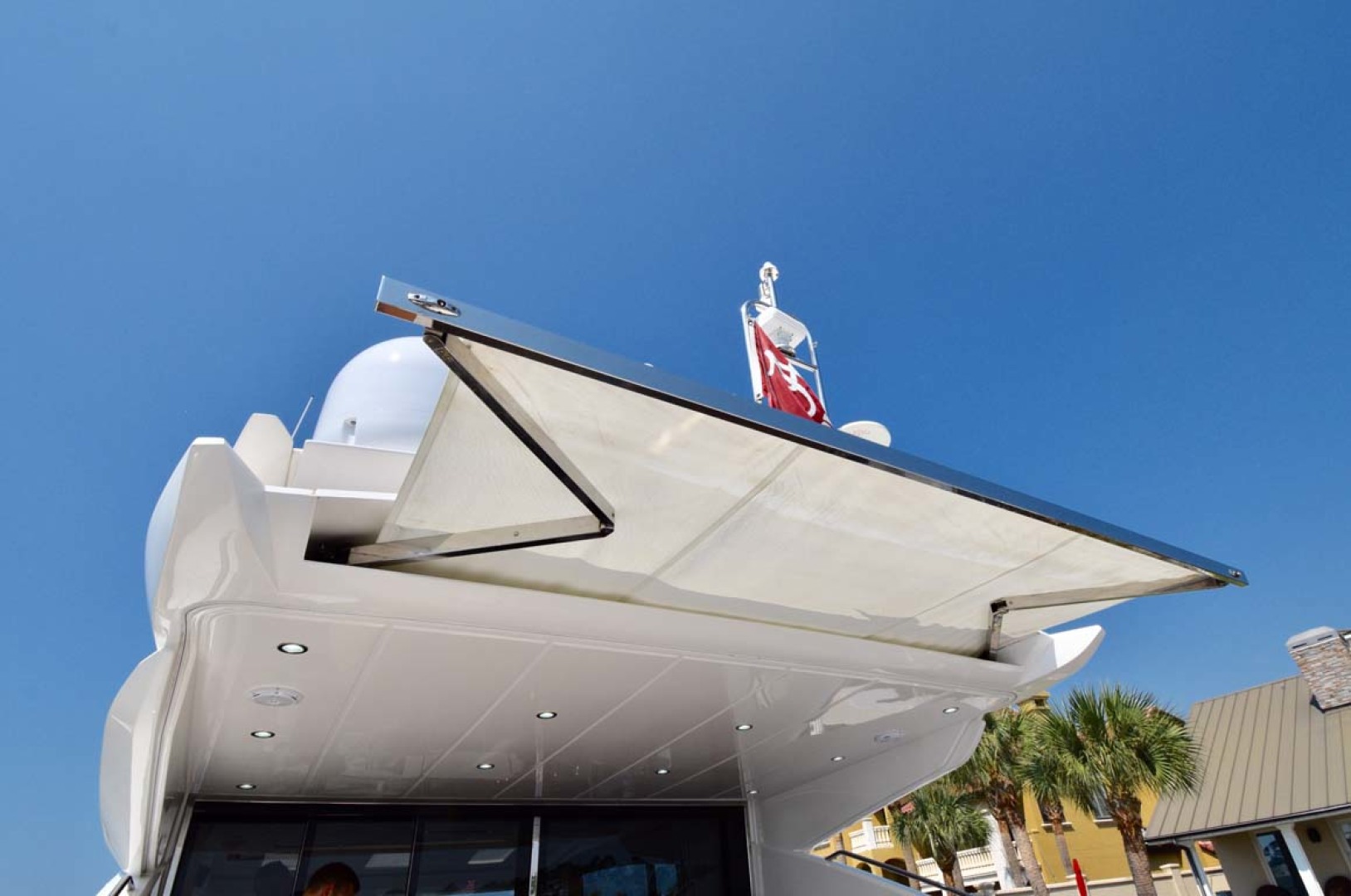 Princess-V72 2013-High Bid Destin-Florida-United States-Retractable Awning-1233061 | Thumbnail
