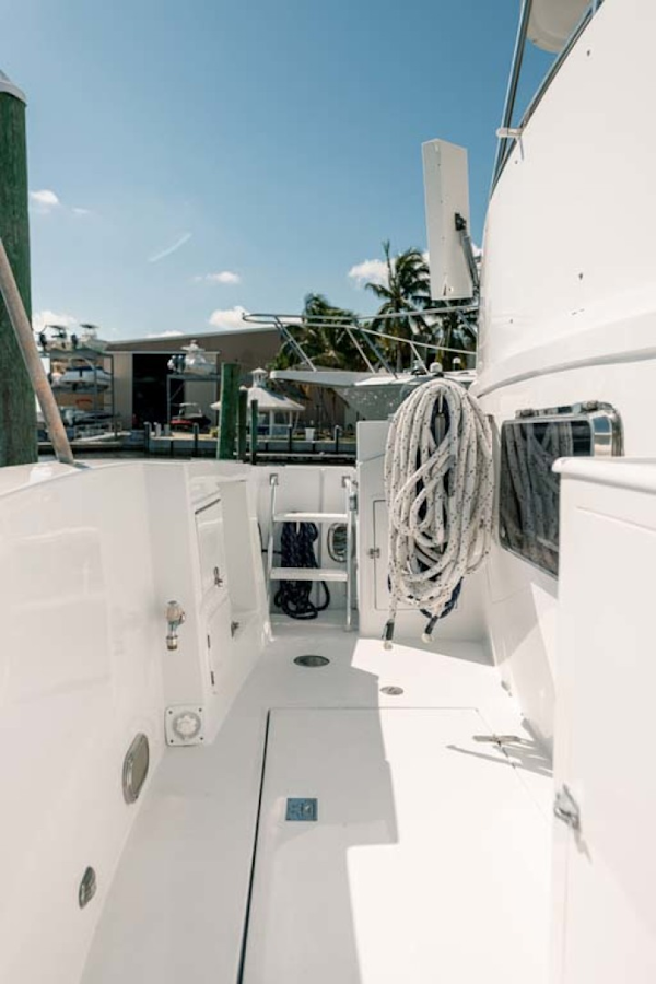 Jefferson-61 MarQuessa 2001-NAUTI SEAHORZE Jupiter-Florida-United States-Aft Lower Cockpit-1242933