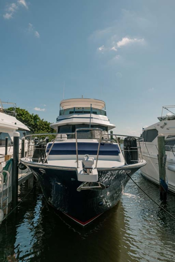 Jefferson-61 MarQuessa 2001-NAUTI SEAHORZE Jupiter-Florida-United States-Bow Profile-1242935