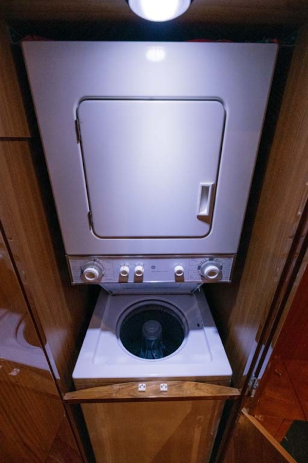 Jefferson-61 MarQuessa 2001-NAUTI SEAHORZE Jupiter-Florida-United States-Stackable Washer Dryer-1242906