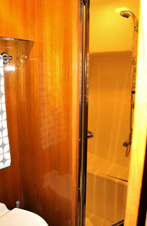 Ocean Alexander-500 Sports Sedan 1998-Queezy Fort Pierce-Florida-United States-Day Head Shower-1261585
