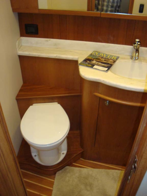 Spencer-Sportfish 2013-Fire Escape Pompano Beach-Florida-United States-Starboard Guest Head-1274283