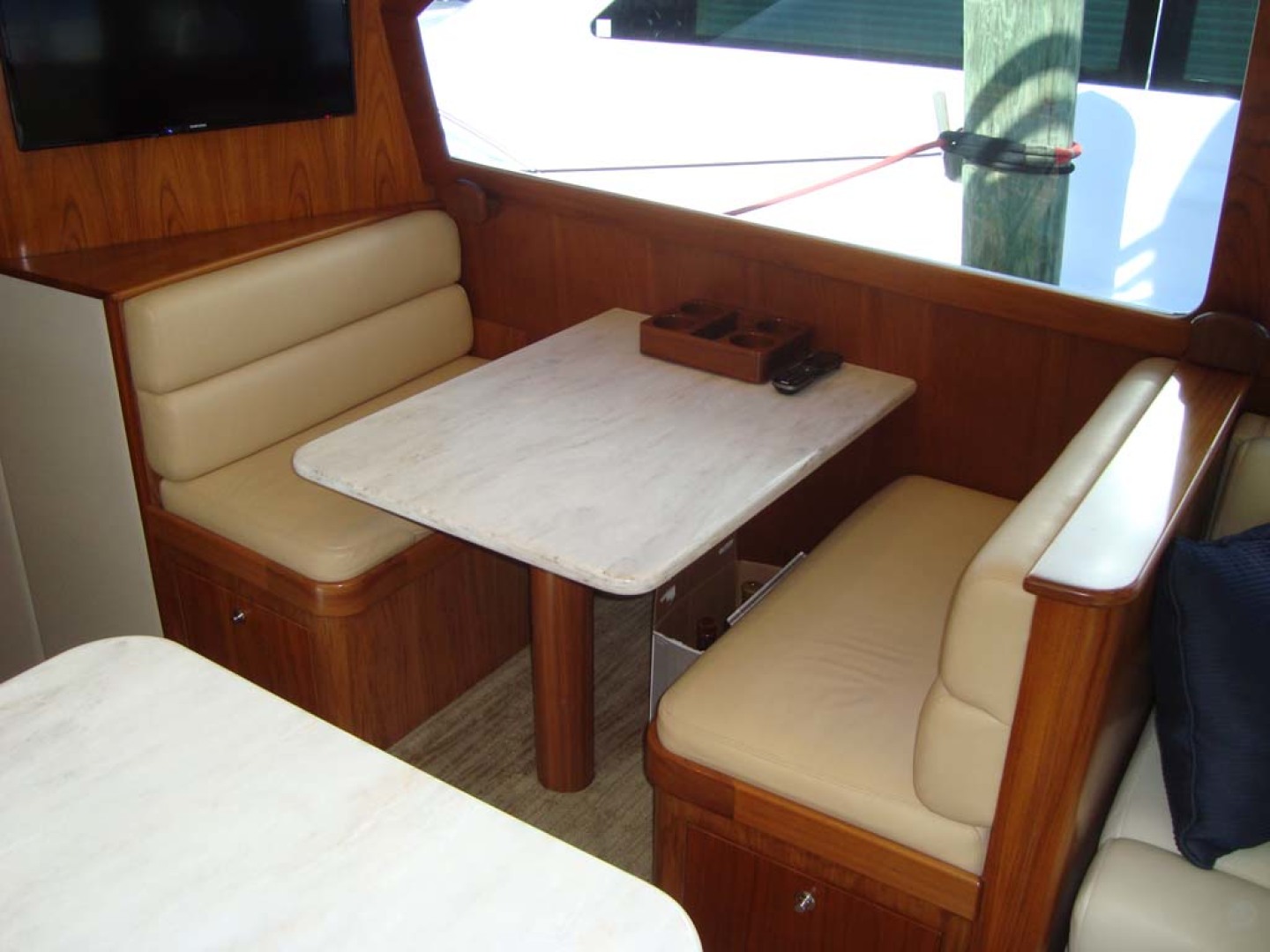 Spencer-Sportfish 2013-Fire Escape Pompano Beach-Florida-United States-Booth-style Dinette-1274270 | Thumbnail
