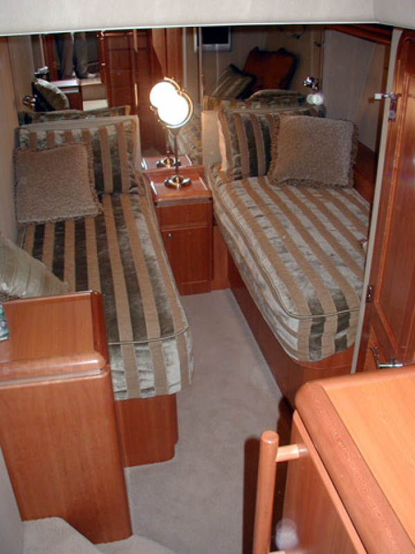 West Bay-Custom Enclosed Bridge 2005-Dream Weaver North Palm Beach-Florida-United States-Guest Stateroom-1276209
