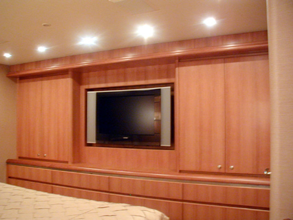 West Bay-Custom Enclosed Bridge 2005-Dream Weaver North Palm Beach-Florida-United States-Master TV-1276204
