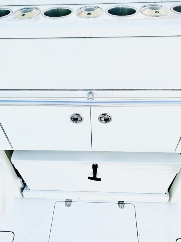 SeaVee-320B 2017-Can You Dig It Islamorada-Florida-United States-Tackle Drawers-1358103