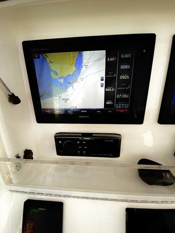 SeaVee-320B 2017-Can You Dig It Islamorada-Florida-United States-Helm Electronics-1358096