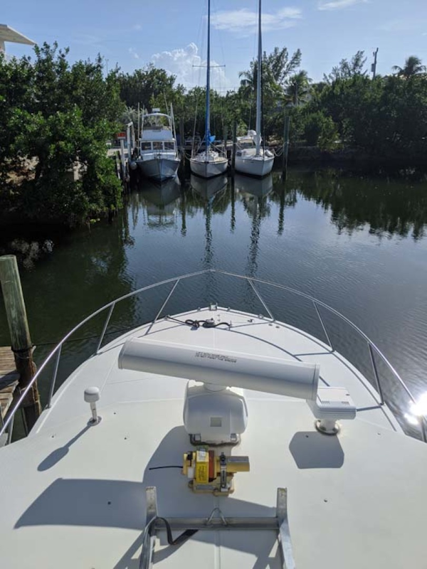 Carolina Classic-35 Express 2001-Fish Hard Key Largo-Florida-United States-Foredeck With Bow Rail From Tower-1289615