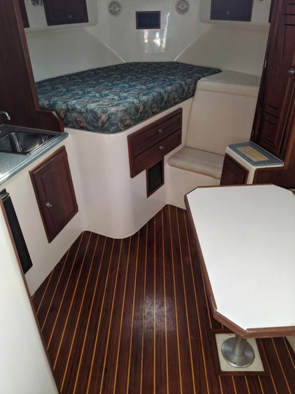 Carolina Classic-35 Express 2001-Fish Hard Key Largo-Florida-United States-Cabin With Teak And Holly Sole-1289610