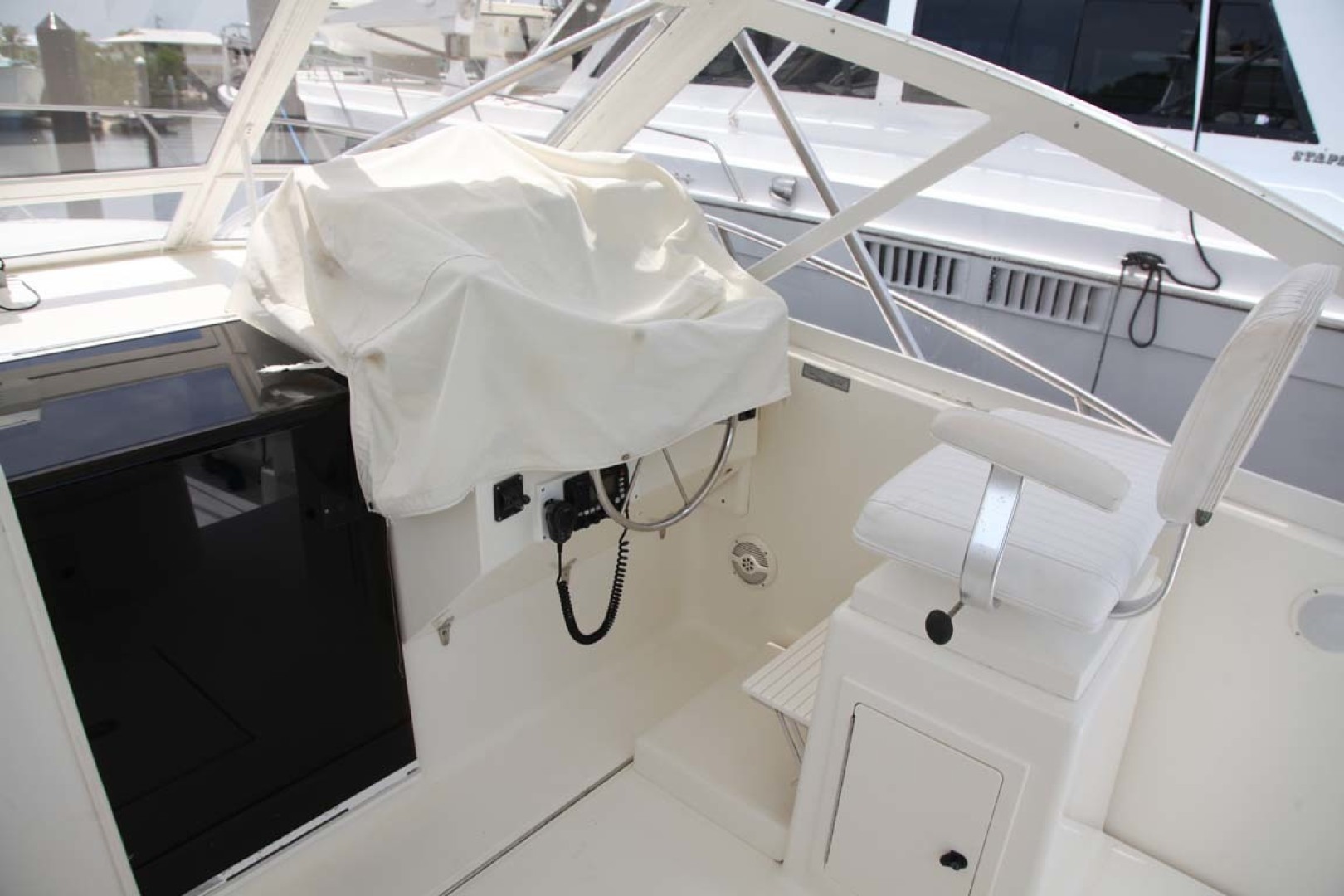 Carolina Classic-35 Express 2001-Fish Hard Key Largo-Florida-United States-Cabin Entry, Helm Cover-1443723 | Thumbnail