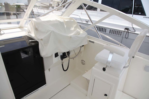 Carolina Classic-35 Express 2001-Fish Hard Key Largo-Florida-United States-Cabin Entry, Helm Cover-1443723
