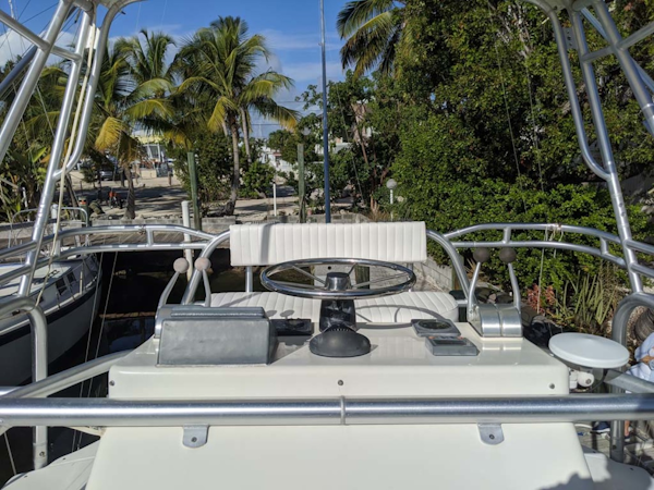 Carolina Classic-35 Express 2001-Fish Hard Key Largo-Florida-United States-Tower Helm-1289624