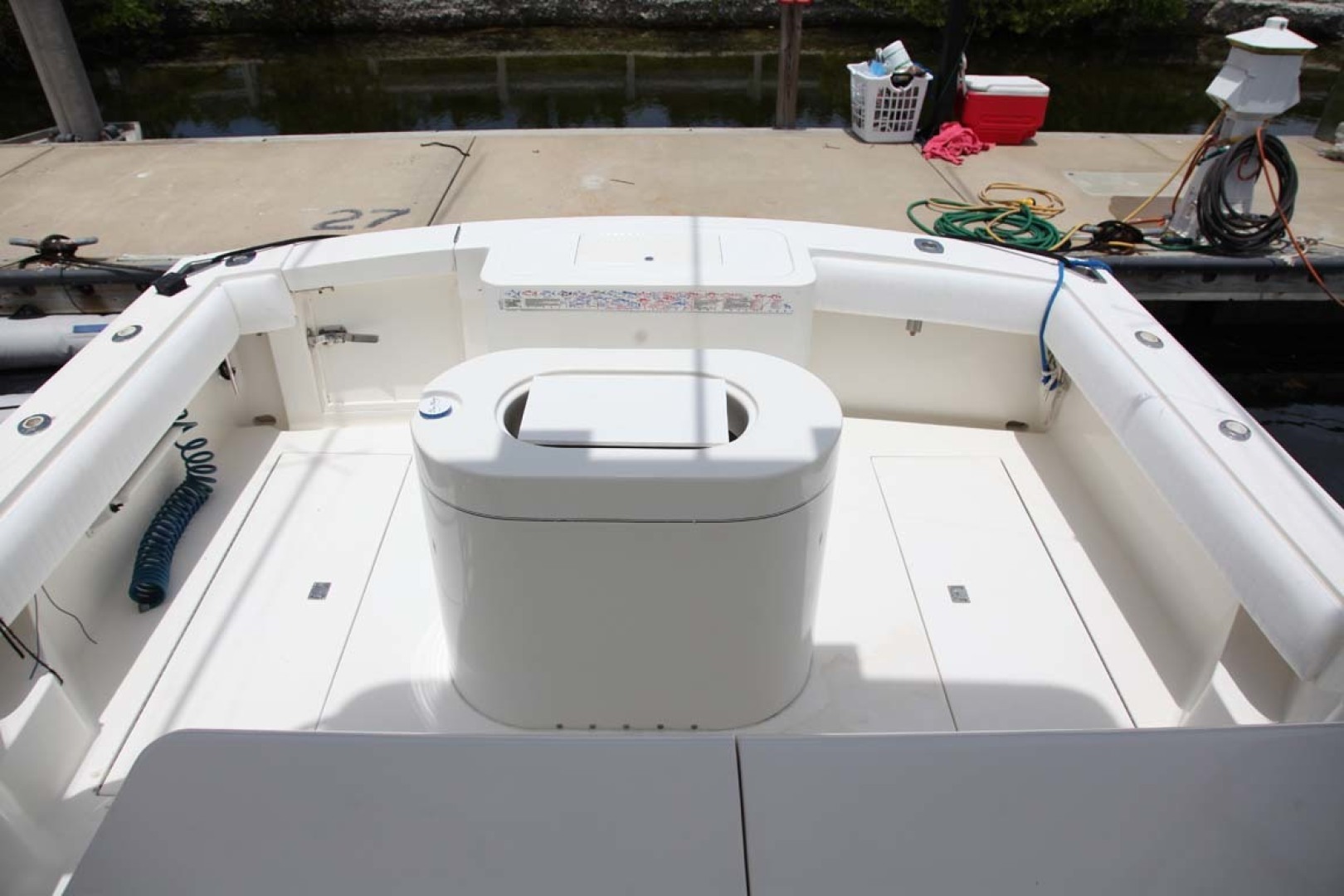Carolina Classic-35 Express 2001-Fish Hard Key Largo-Florida-United States-Cockpit  Aft-1443718 | Thumbnail