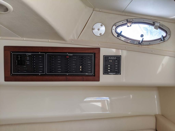 Carolina Classic-35 Express 2001-Fish Hard Key Largo-Florida-United States-Electrical Panel-1289613
