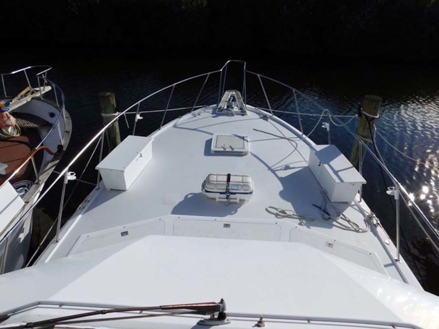 Hatteras-Convertible 1986-My Alyby Merritt Island-Florida-United States-Foredeck From Tower-1294809 | Thumbnail