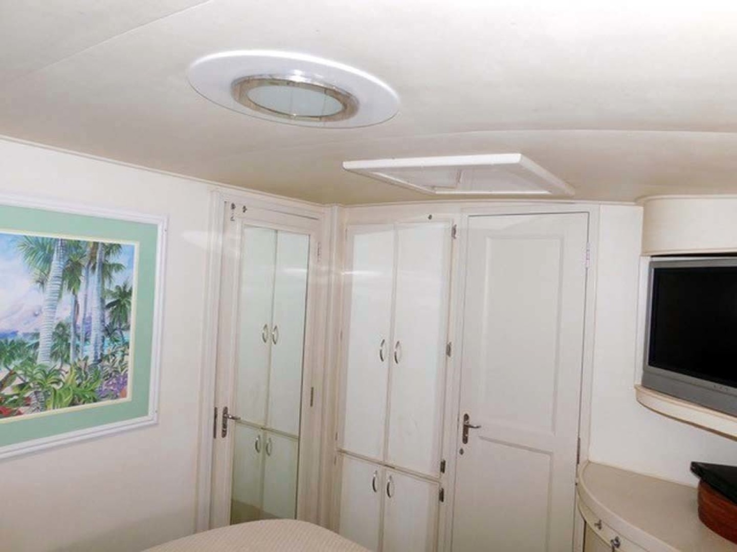 Hatteras-Convertible 1986-My Alyby Merritt Island-Florida-United States-Forward Of Master-1294833 | Thumbnail