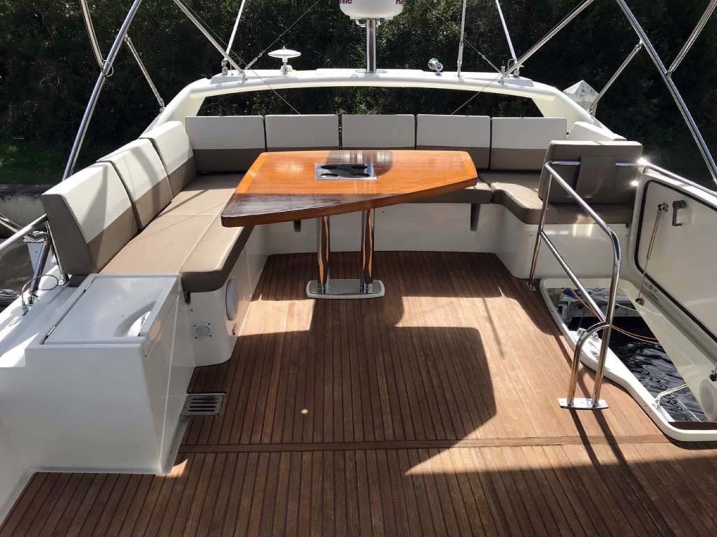 Prestige-550 2015-Higher Powered II Palm Coast-Florida-United States-Flybridge Seating-1304877 | Thumbnail