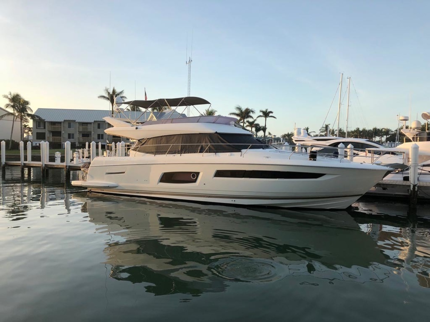 Prestige-550 2015-Higher Powered II Palm Coast-Florida-United States-Starboard At Dock-1300868 | Thumbnail