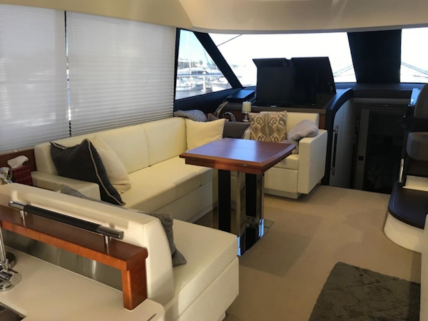 Prestige-550 2015-Higher Powered II Palm Coast-Florida-United States-Salon-1300835