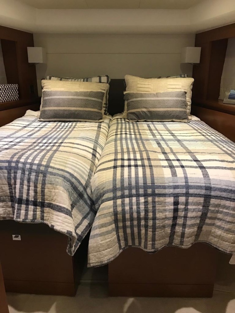 Prestige-550 2015-Higher Powered II Palm Coast-Florida-United States-VIP Stateroom-1300849 | Thumbnail