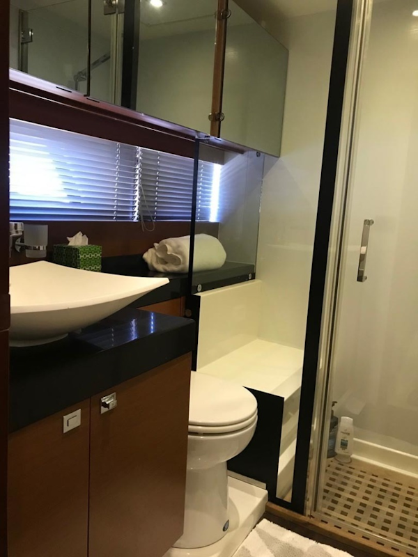 Prestige-550 2015-Higher Powered II Palm Coast-Florida-United States-Guest Head and Shower-1300856