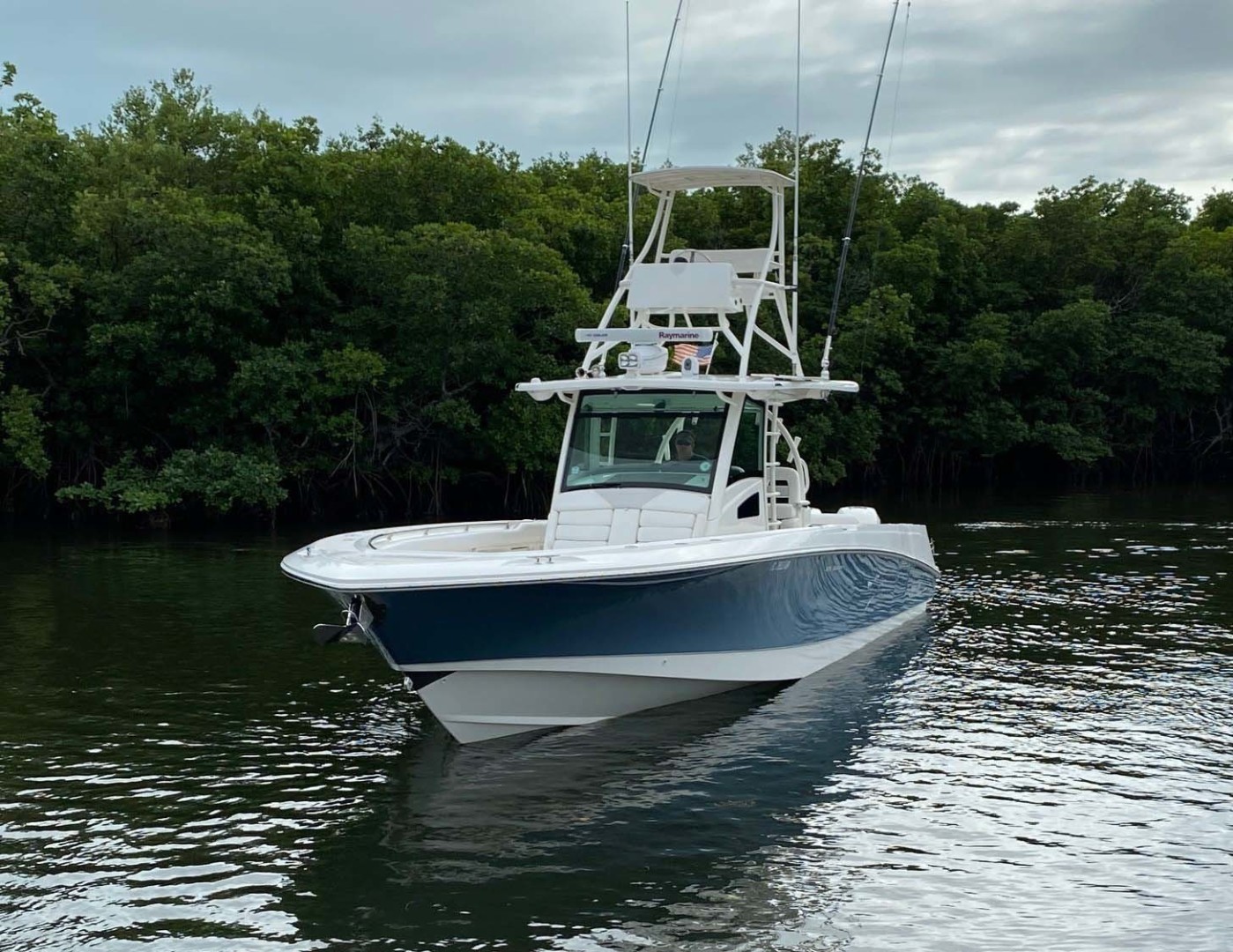 Boston Whaler-370 Outrage 2015-Reel Equity Fort Lauderdale-Florida-United States-Bow-1301988 | Thumbnail