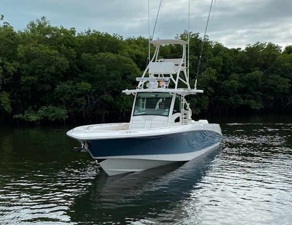 Boston Whaler-370 Outrage 2015-Reel Equity Fort Lauderdale-Florida-United States-Bow-1301988