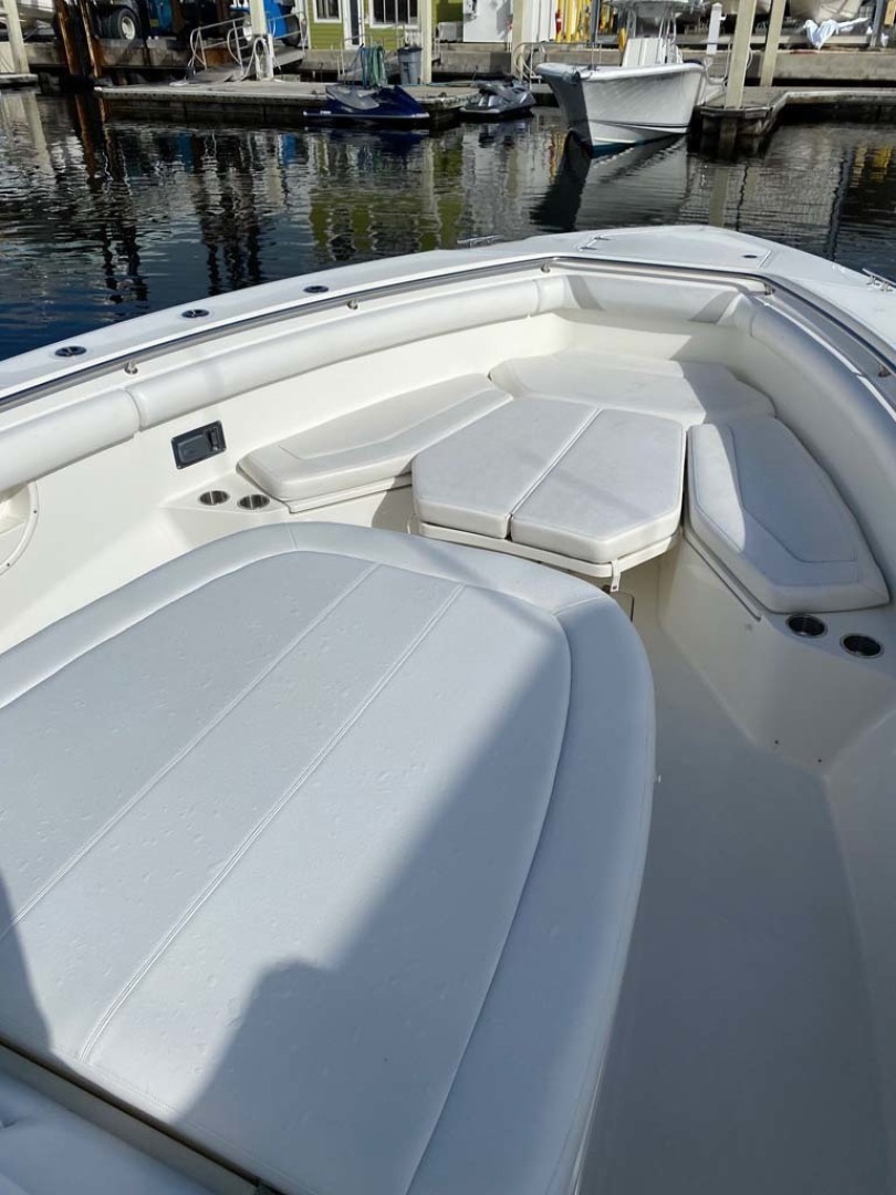Boston Whaler-370 Outrage 2015-Reel Equity Fort Lauderdale-Florida-United States-Bow Seating And Storage-1301992 | Thumbnail