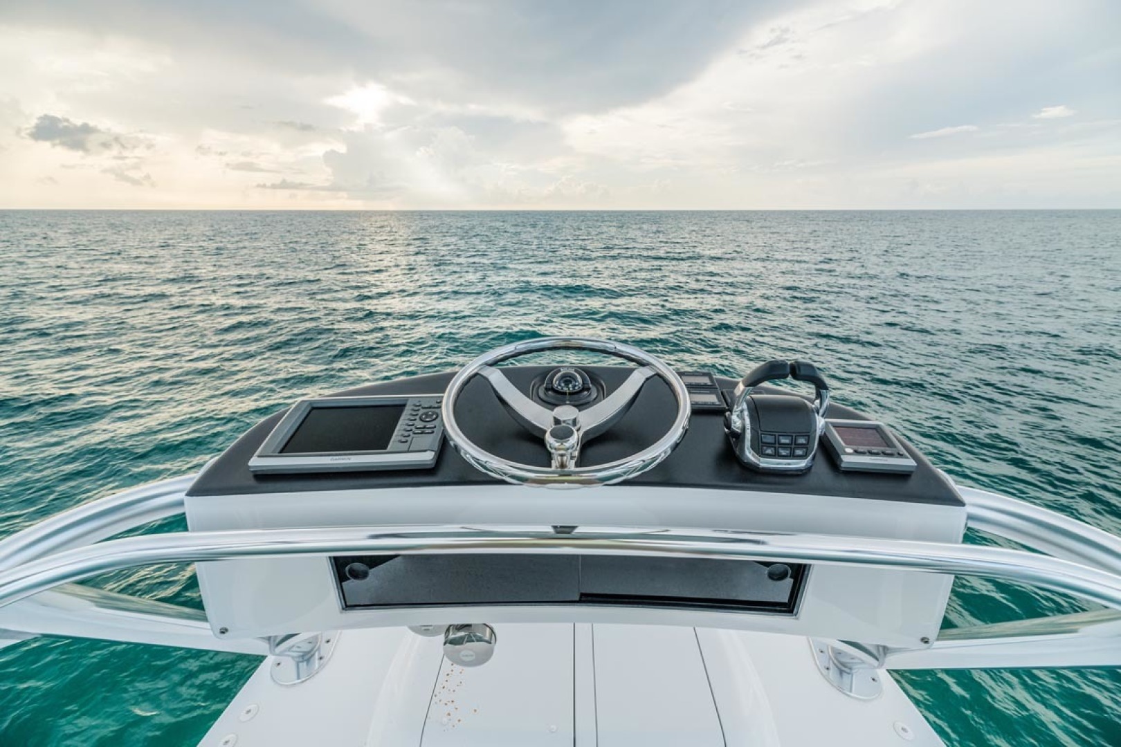 F&S-Custom Carolina with Seakeepers 2013-Epiphany Key Largo-Florida-United States-Tower Helm Controls-1447453 | Thumbnail