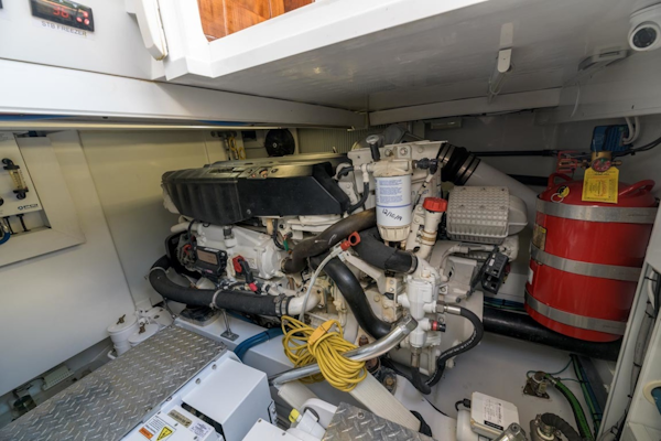 F&S-Custom Carolina with Seakeepers 2013-Epiphany Key Largo-Florida-United States-Engine Room-1447476