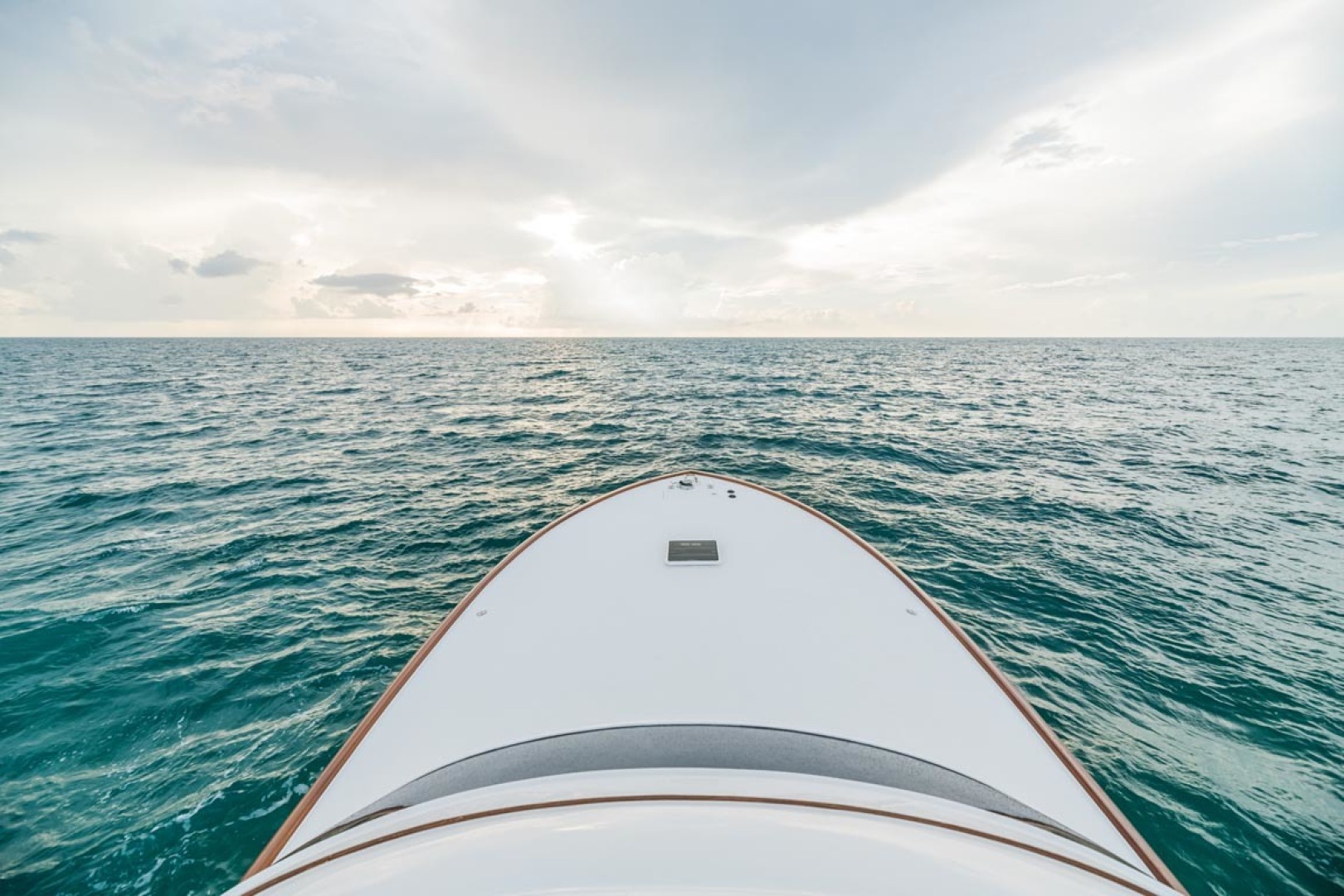 F&S-Custom Carolina with Seakeepers 2013-Epiphany Key Largo-Florida-United States-Foredeck-1447421 | Thumbnail