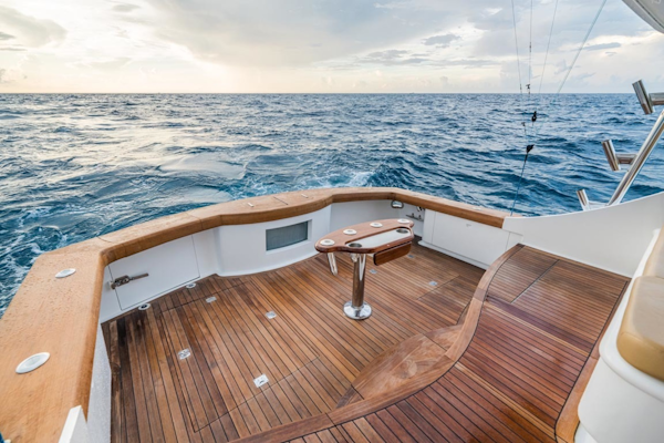 F&S-Custom Carolina with Seakeepers 2013-Epiphany Key Largo-Florida-United States-Cockpit-1447463
