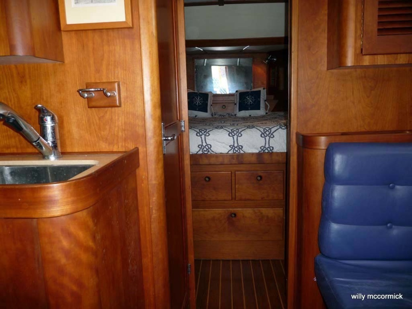Sabre-36 Express Cruiser 2001-Cause We Can Palm Beach Gardens-Florida-United States-Entrance to Stateroom-1318568 | Thumbnail