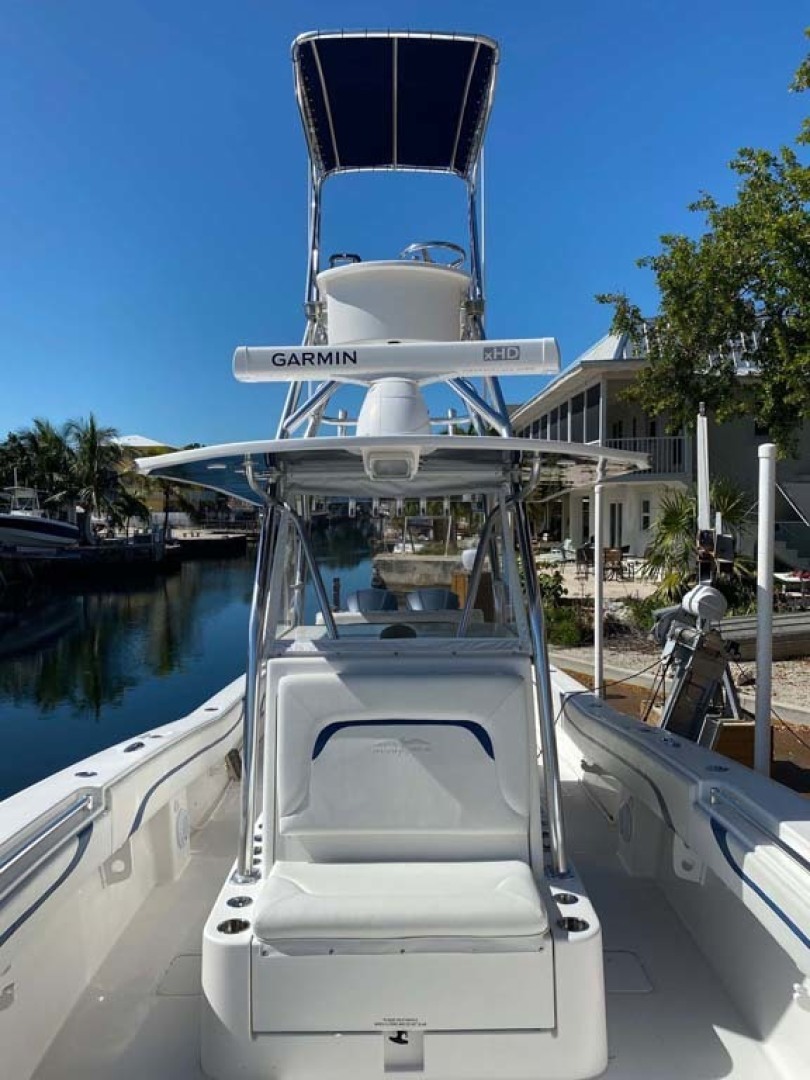 Invincible-Center Console 2009 -Key largo-Florida-United States-Console Front Seating-1319599 | Thumbnail