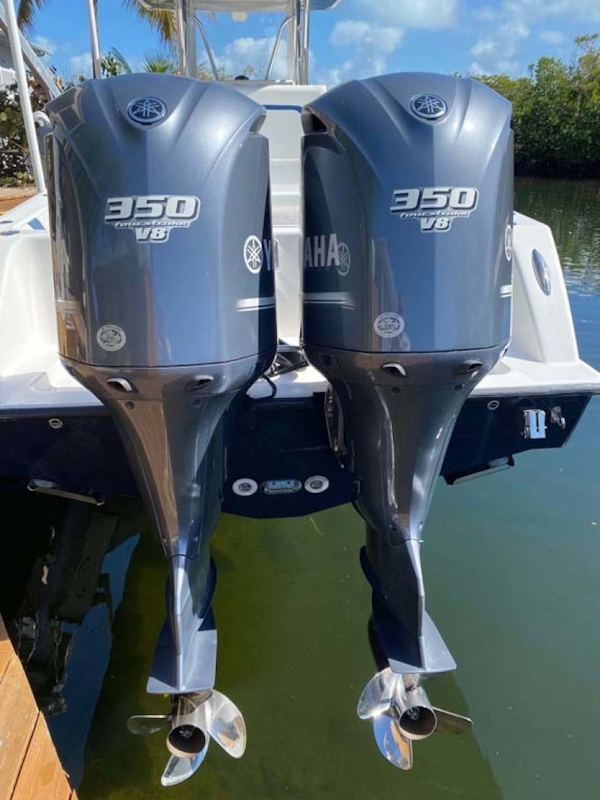 Invincible-Center Console 2009 -Key largo-Florida-United States-Twin Yamaha 350s-1319607