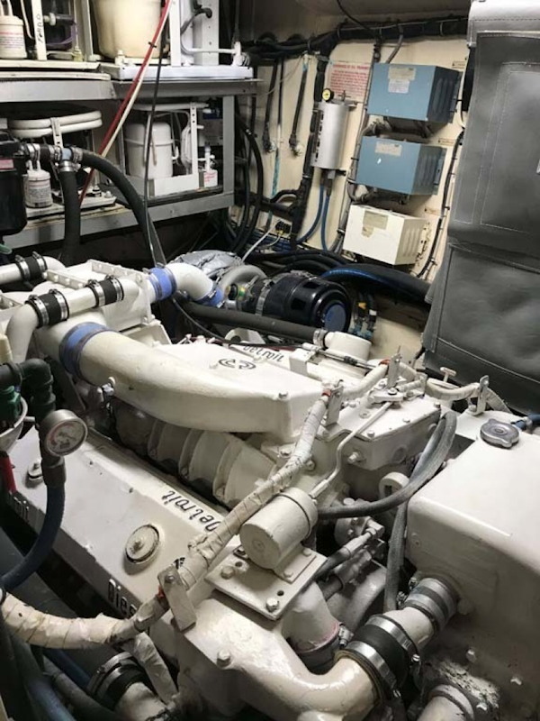 Hatteras-53 Classic Motor Yacht 1984 -Jensen Beach-Florida-United States-Engine Room-1321253