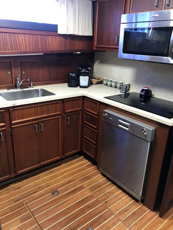 Hatteras-53 Classic Motor Yacht 1984 -Jensen Beach-Florida-United States-Galley-1321244