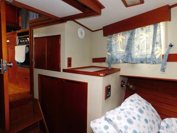 Grand Banks-42 Classic 1990-Stina Marie Merritt Island-Florida-United States-Guest Forward Stateroom-1323230